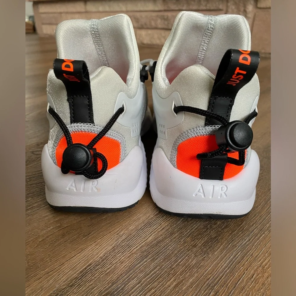 Nike Air Huarache City Move Pure Platinum Crimson size 8.5 - Picture 15 of 16